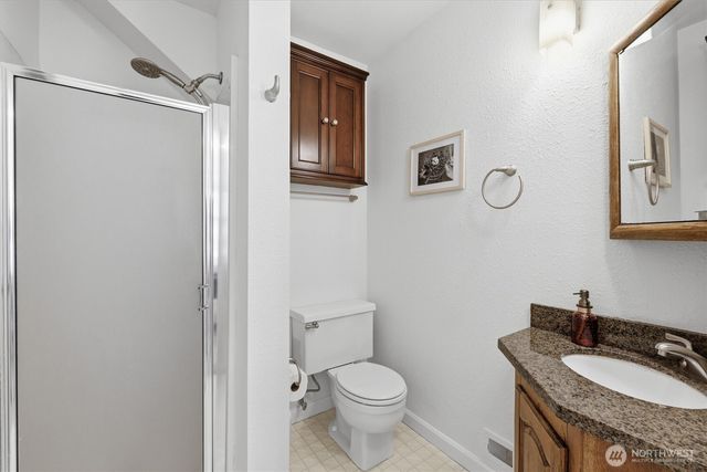 15733 Interlake Avenue N, Shoreline, WA 98133