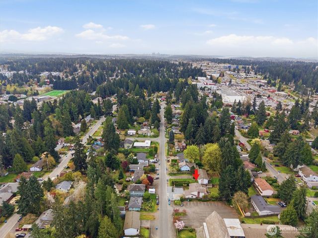 15733 Interlake Avenue N, Shoreline, WA 98133