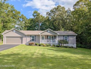 508 Scarlett Drive, Crossville, TN 38555