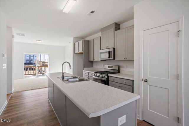 443 N Fisher Street, Raleigh, NC 27610