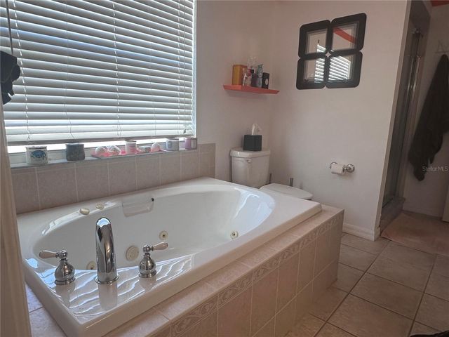 10632 LAKE VISTA DRIVE, Seminole, FL 33772