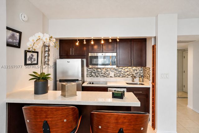 209 N Fort Lauderdale Beach Blvd 12H, Fort Lauderdale, FL 33304