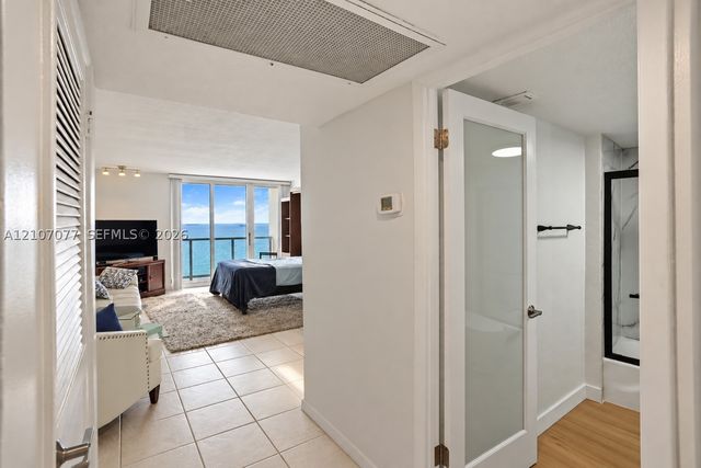 209 N Fort Lauderdale Beach Blvd 12H, Fort Lauderdale, FL 33304