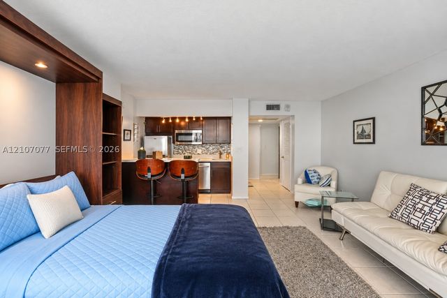 209 N Fort Lauderdale Beach Blvd 12H, Fort Lauderdale, FL 33304
