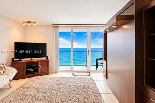 209 N Fort Lauderdale Beach Blvd 12H, Fort Lauderdale, FL 33304
