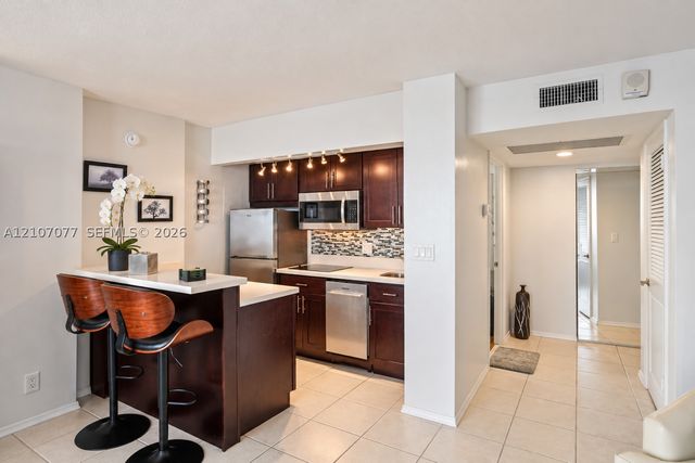 209 N Fort Lauderdale Beach Blvd 12H, Fort Lauderdale, FL 33304