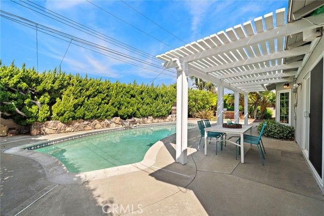 16805 Redwood Street, Fountain Valley, CA 92708