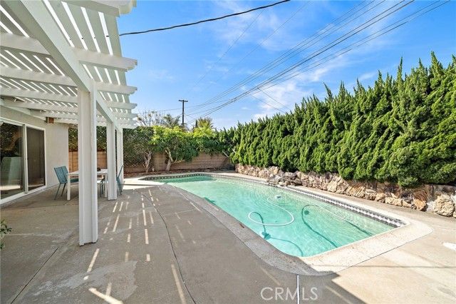 16805 Redwood Street, Fountain Valley, CA 92708