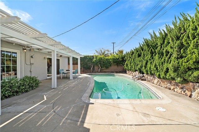 16805 Redwood Street, Fountain Valley, CA 92708