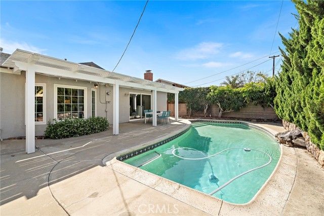 16805 Redwood Street, Fountain Valley, CA 92708