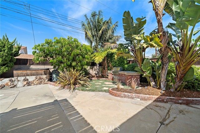 16805 Redwood Street, Fountain Valley, CA 92708