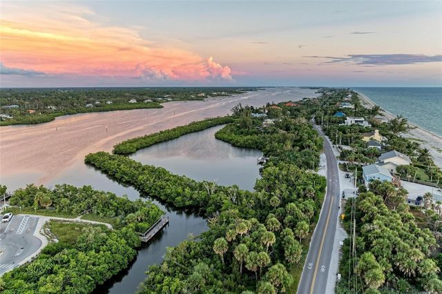 397 DONIPHAN DRIVE, Port Charlotte, FL 33954
