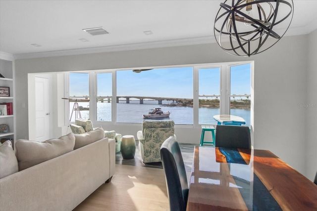 174 GOLDEN GATE POINT 32, Sarasota, FL 34236