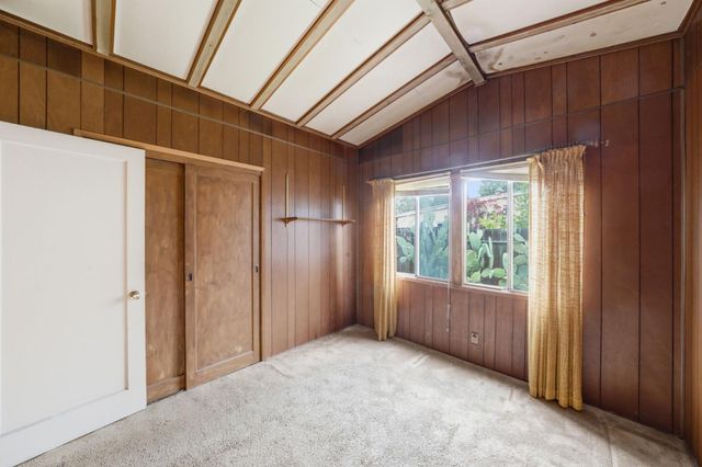 1114 Burgoyne Street, Mountain View, CA 94043