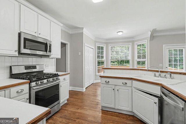 5014 Lake Hollow, Douglasville, GA 30135