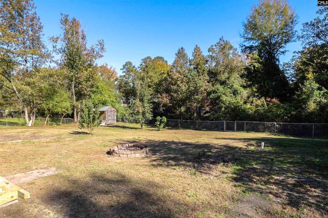 122 Yorkshire Drive, Lugoff, SC 29078