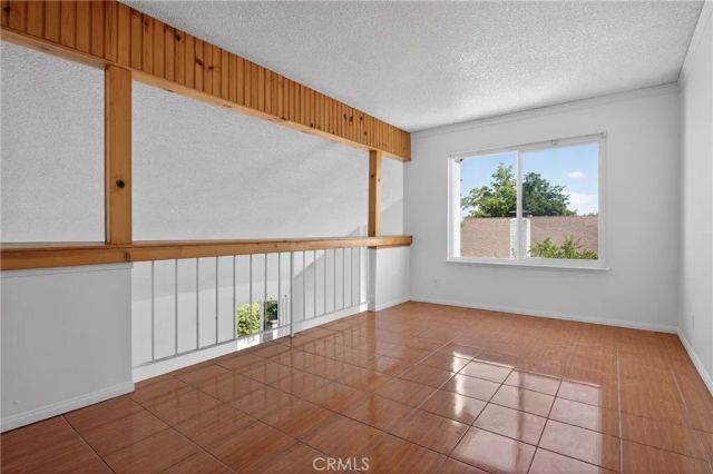44520 Fenhold, Lancaster, CA 93535