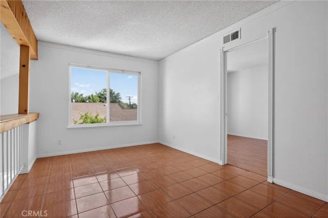 44520 Fenhold, Lancaster, CA 93535