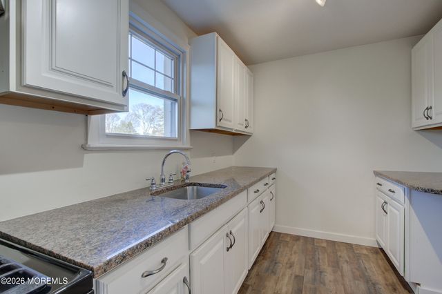 53 Little Silver Parkway, Little Silver, NJ 07739