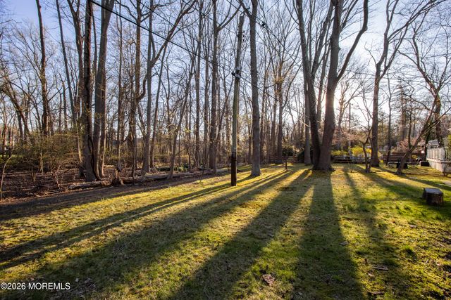 53 Little Silver Parkway, Little Silver, NJ 07739