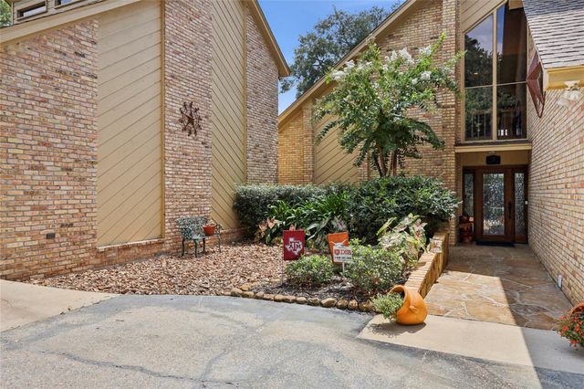 751 Lakeshore Drive, Brookeland, TX 75931