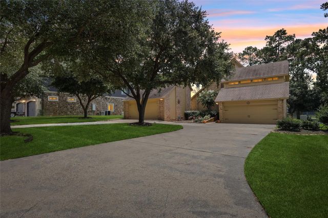 751 Lakeshore Drive, Brookeland, TX 75931