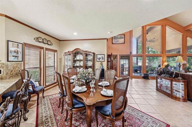 751 Lakeshore Drive, Brookeland, TX 75931