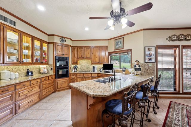 751 Lakeshore Drive, Brookeland, TX 75931