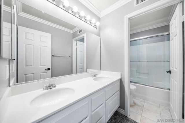 40597 Symphony Park Ln, Murrieta, CA 92562