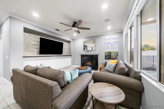 40597 Symphony Park Ln, Murrieta, CA 92562