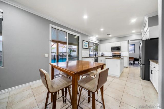 40597 Symphony Park Ln, Murrieta, CA 92562