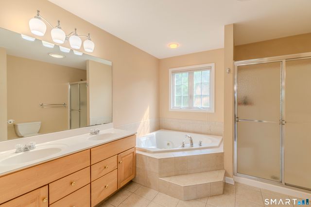 166 McCormick Lane, Middletown, CT 06457