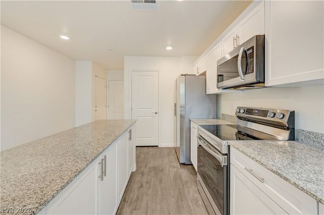 2902 Hemi Orange Avenue, North Las Vegas, NV 89086