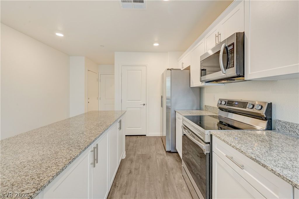 2902 Hemi Orange Avenue, North Las Vegas, NV 89086 — photo 4