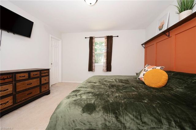 1656 Guilford Drive, Winston-salem, NC 27127