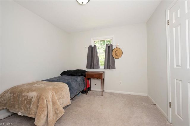 1656 Guilford Drive, Winston-salem, NC 27127