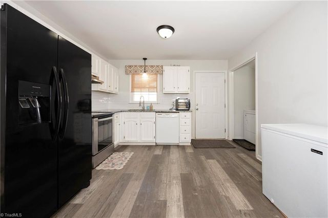 1656 Guilford Drive, Winston-salem, NC 27127