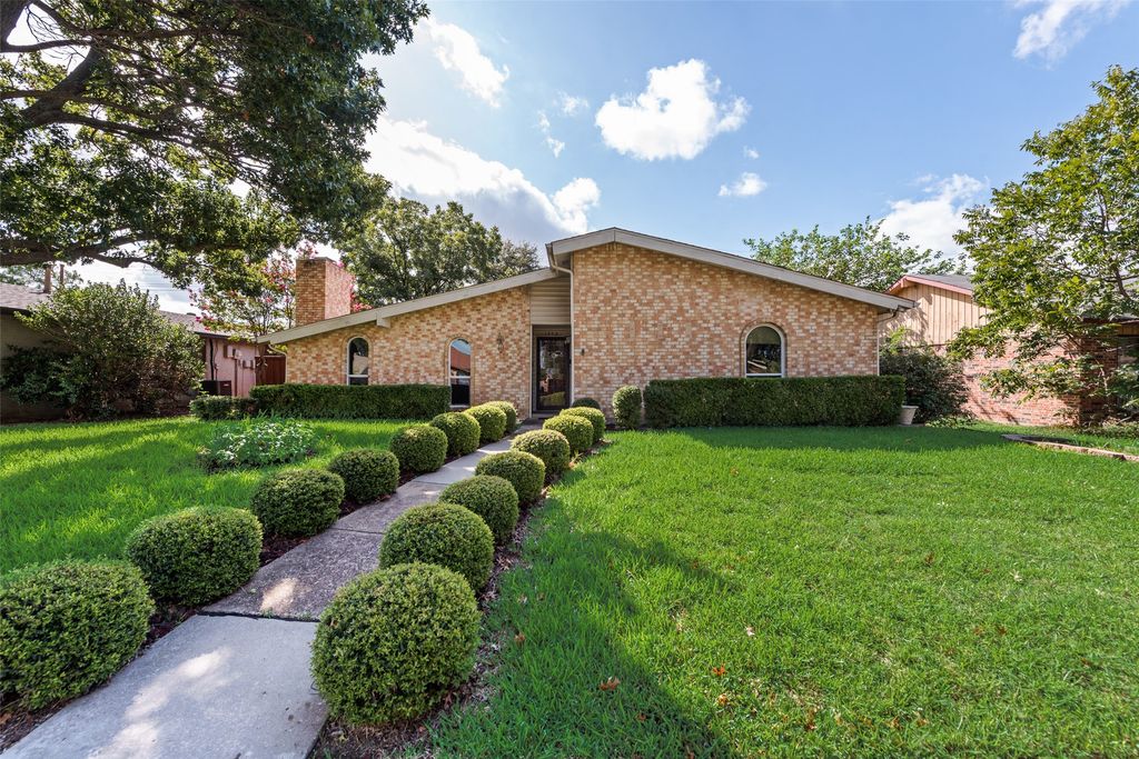 1332 Applegate Drive, Lewisville, TX 75067 — photo 3
