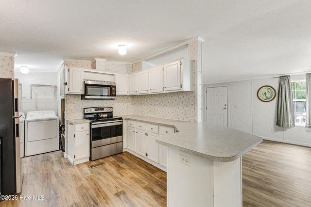 6224 Twin Oaks Drive NW, Ocean Isle Beach, NC 28469