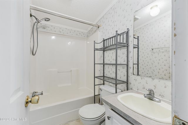 6224 Twin Oaks Drive NW, Ocean Isle Beach, NC 28469