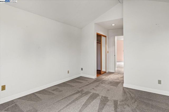 4095 Robin Ln, Castro Valley, CA 94546
