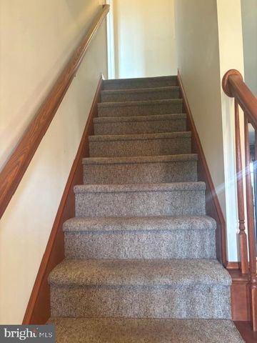 228 S BROAD ST, Jonestown, PA 17038