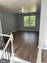 21 MYRTLE RD, Fredericksburg, VA 22405