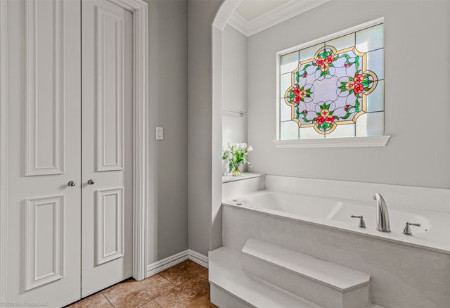 816 Parkhaven Drive, Mesquite, TX 75149