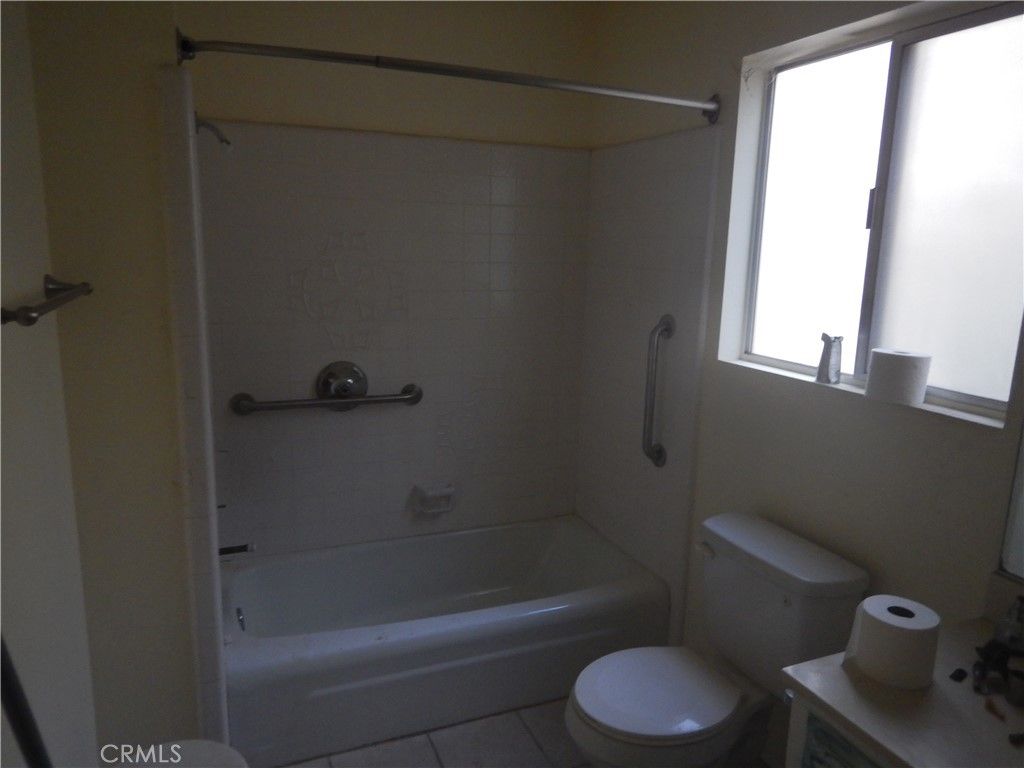 Image 11 of property listing at 608 Arrowhead Villa, Lake Arrowhead, CA 92352