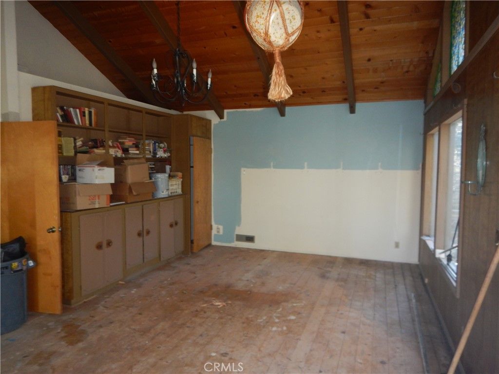 Image 8 of property listing at 608 Arrowhead Villa, Lake Arrowhead, CA 92352