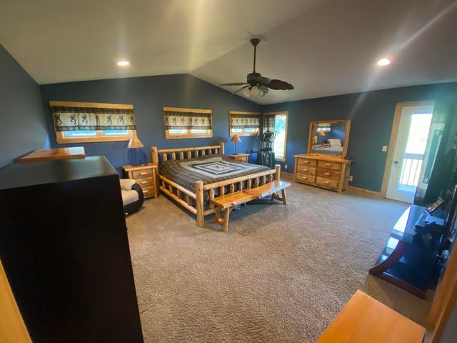 7330 N Crestview Road, Stillman Valley, IL 61084