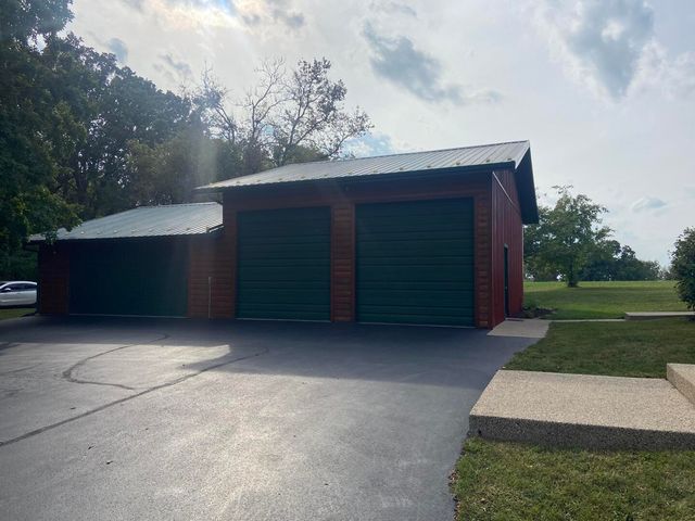 7330 N Crestview Road, Stillman Valley, IL 61084