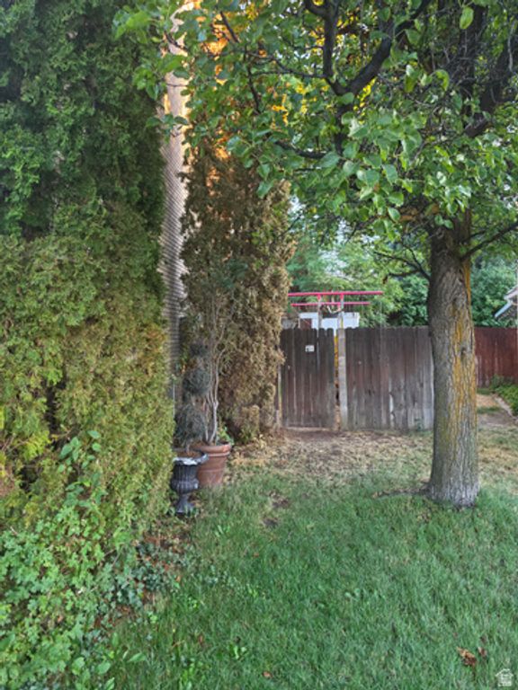 853 S WINDEMERE LN, South Ogden, UT 84403 — photo 4