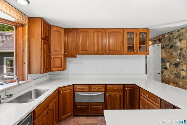 4 Tarklin Hill Road, Voluntown, CT 06384